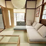 弥生町1丁目戸建
